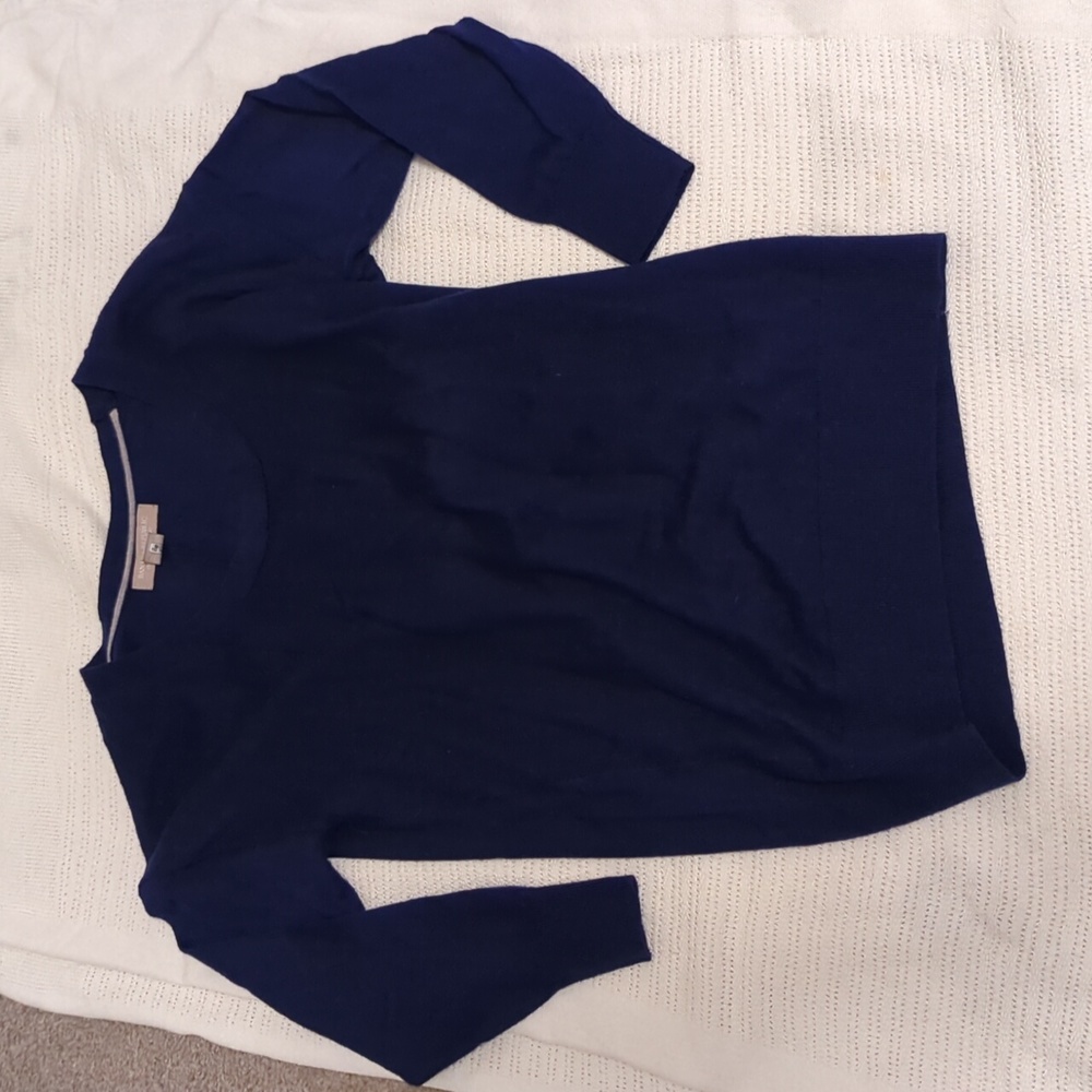 Banana Republic navy wool sweater soft & lightweight Sz XS